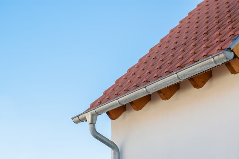 The Benefits of Hiring a Professional Jacksonville Gutter Cleaning Service Provider